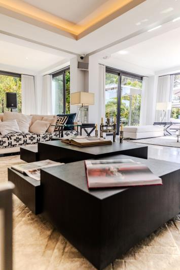 Image No.14-6 Bed Villa / Detached for sale