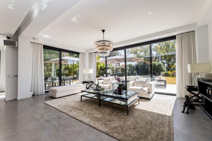 Image No.20-6 Bed Villa / Detached for sale