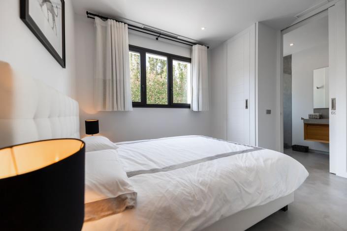 Image No.21-6 Bed Villa / Detached for sale