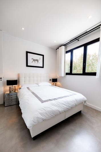 Image No.23-6 Bed Villa / Detached for sale