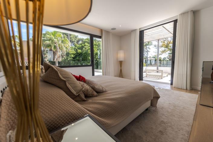 Image No.33-6 Bed Villa / Detached for sale