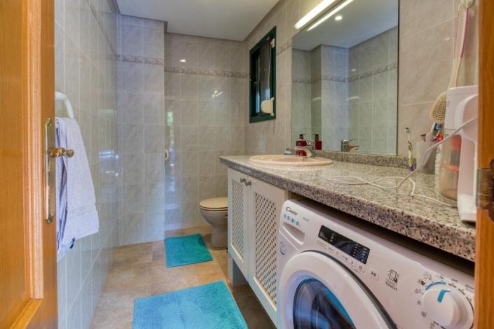 Image No.9-3 Bed Townhouse for sale