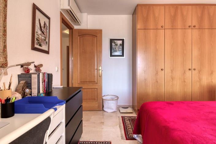 Image No.32-3 Bed Townhouse for sale