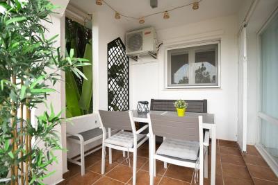 3-644887ed831e8682853ff700c7704b89