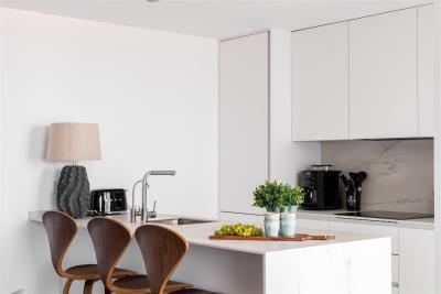 11-20939a0134ad724a8cb2a801094d15a4