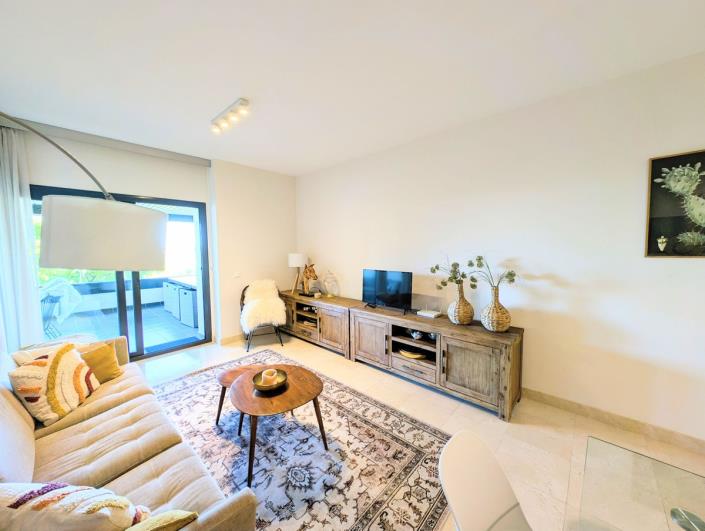 Image No.18-2 Bed Apartment for sale