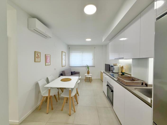 Image No.10-2 Bed Apartment for sale