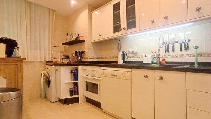 Image No.12-3 Bed Duplex for sale