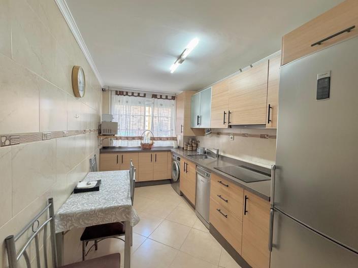 Image No.7-3 Bed Apartment for sale