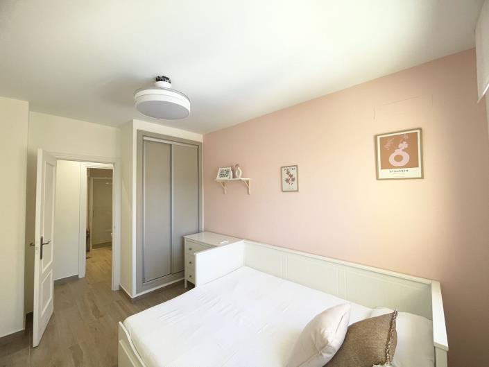 Image No.23-3 Bed Apartment for sale