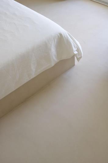 Image No.25-2 Bed Townhouse for sale