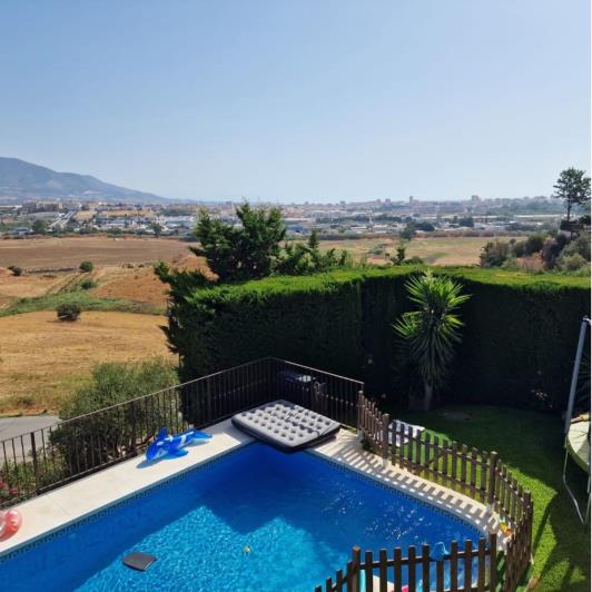 Image No.15-4 Bed Villa / Detached for sale