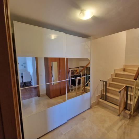 Image No.26-4 Bed Villa / Detached for sale