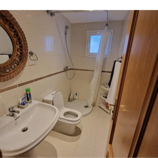 Image No.37-4 Bed Villa / Detached for sale