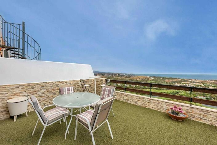 Image No.1-3 Bed Apartment for sale