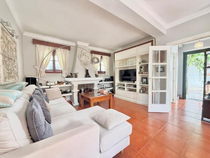 Image No.7-2 Bed Townhouse for sale