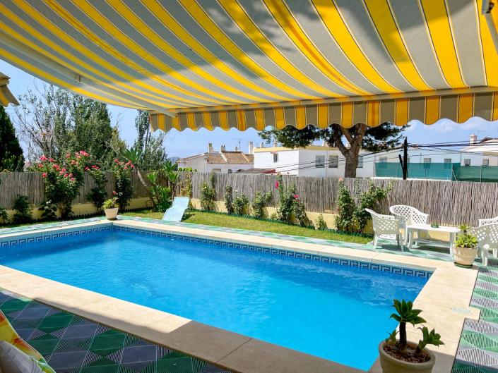 Image No.12-3 Bed Villa / Detached for sale