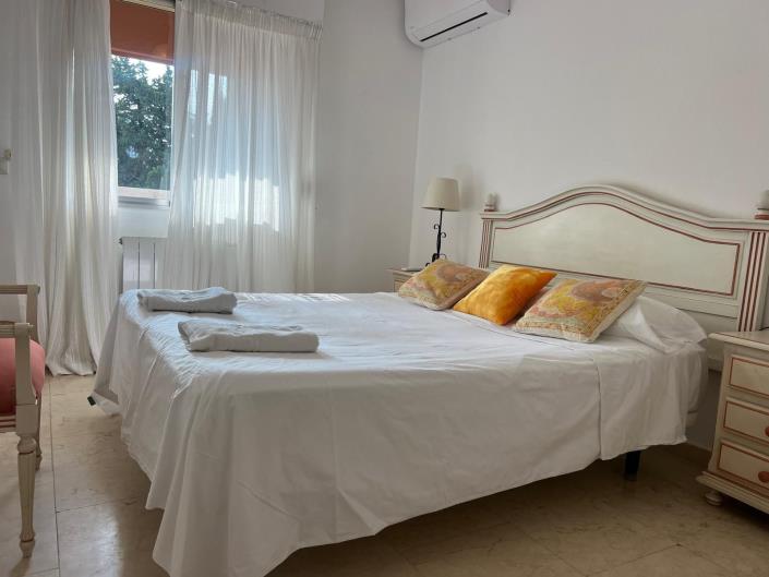 Image No.11-3 Bed Apartment for sale