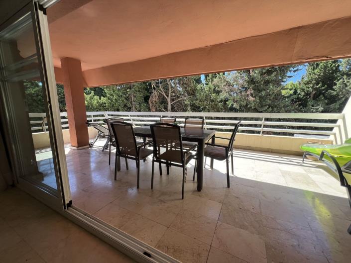 Image No.23-3 Bed Apartment for sale