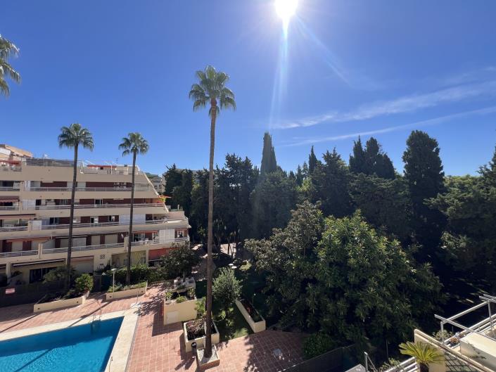 Image No.37-3 Bed Apartment for sale