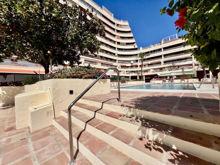 Image No.39-3 Bed Apartment for sale