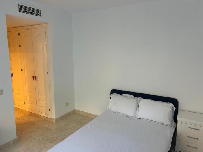 Image No.13-3 Bed Apartment for sale