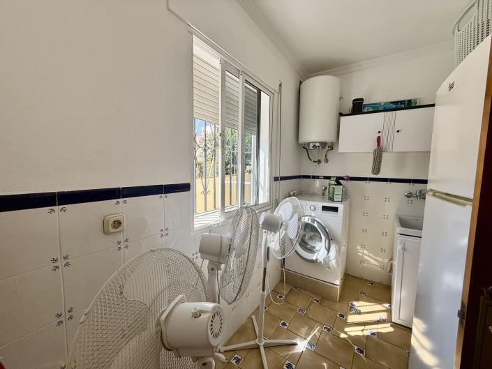 Image No.18-3 Bed Villa / Detached for sale