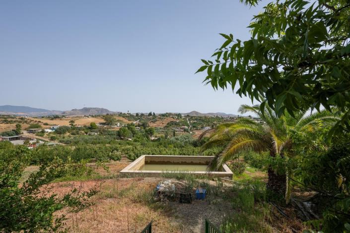 Image No.28-3 Bed Villa for sale