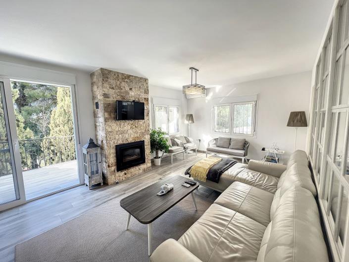 Image No.3-3 Bed Semi-Detached for sale