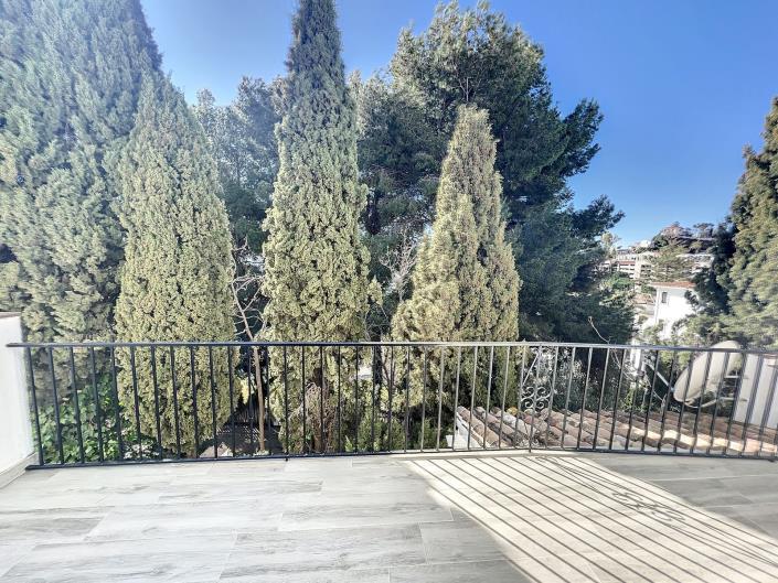 Image No.10-3 Bed Semi-Detached for sale