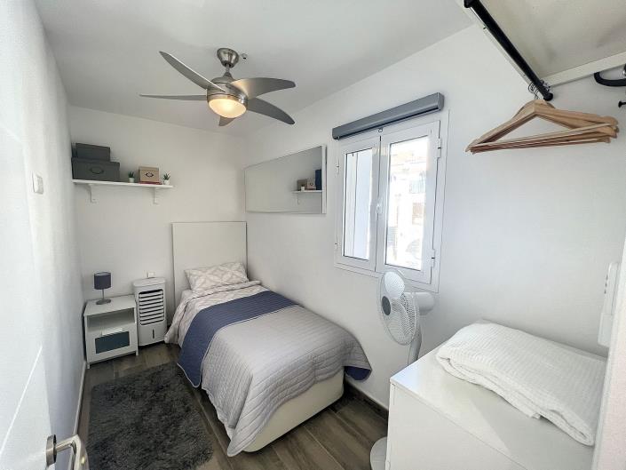 Image No.20-3 Bed Semi-Detached for sale