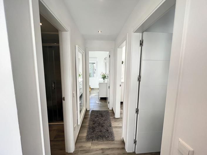 Image No.22-3 Bed Semi-Detached for sale