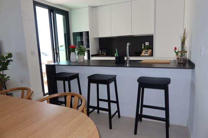 Image No.6-3 Bed Apartment for sale