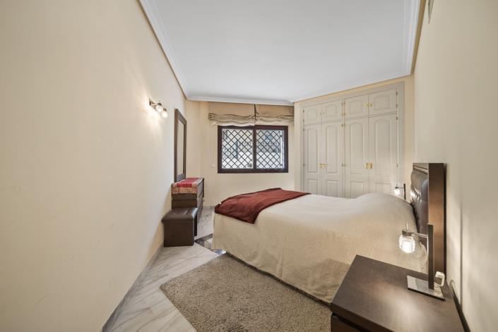 Image No.11-2 Bed Apartment for sale