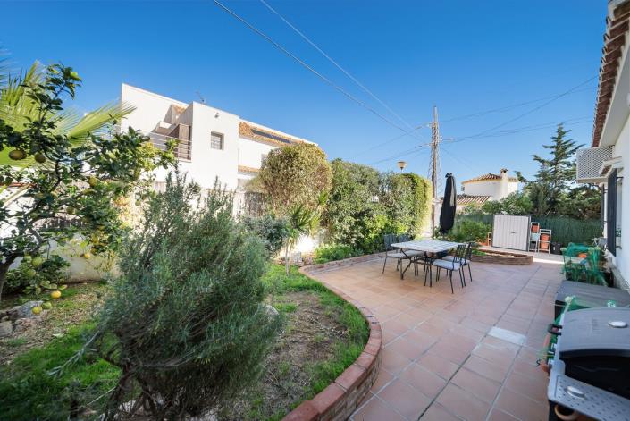 Image No.8-3 Bed Villa / Detached for sale