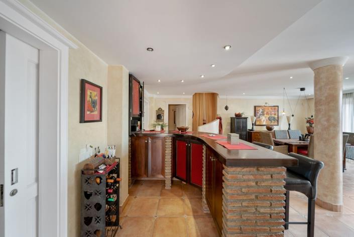 Image No.5-3 Bed Villa / Detached for sale