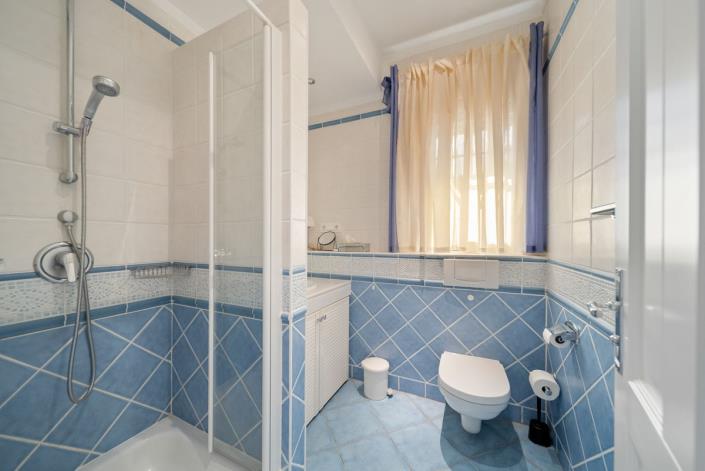 Image No.8-3 Bed Villa / Detached for sale