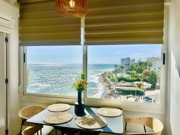 4-498bdfab4a7fcf25df40c2176acd63a0