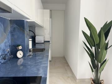 12-9d2414e6554ff283a7dbb3894364f2bd