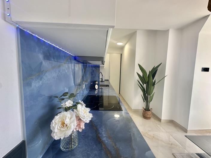 Image No.18-2 Bed Apartment for sale