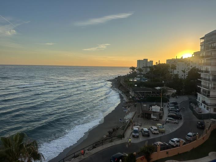 Image No.50-2 Bed Apartment for sale