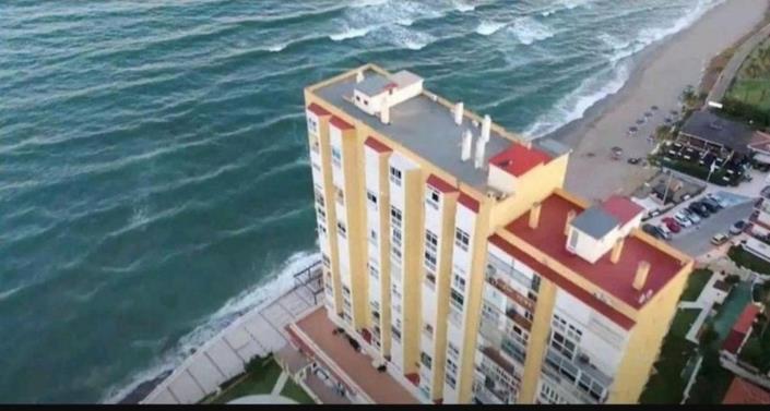 Image No.53-2 Bed Apartment for sale