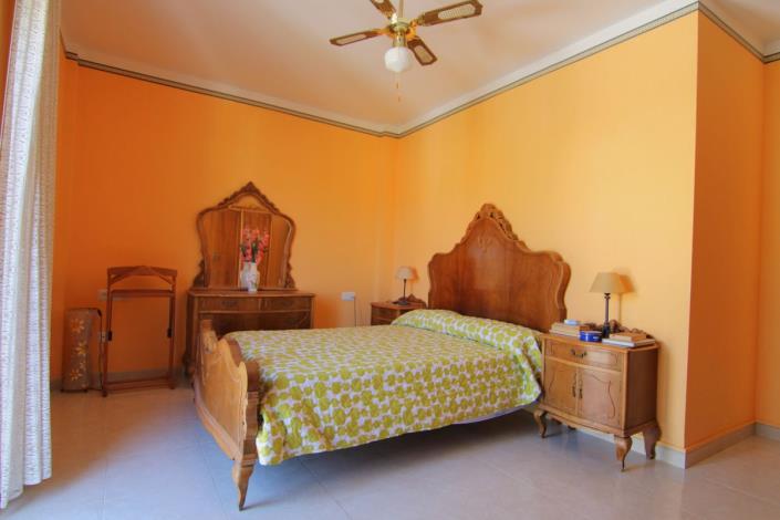 Image No.17-4 Bed Villa / Detached for sale