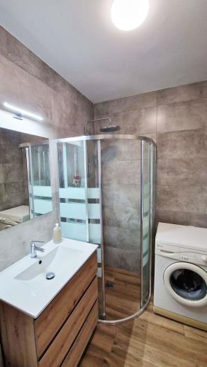 Image No.18-2 Bed Apartment for sale