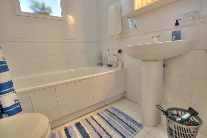 Image No.15-2 Bed Apartment for sale