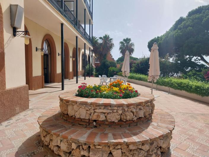 Image No.23-2 Bed Apartment for sale