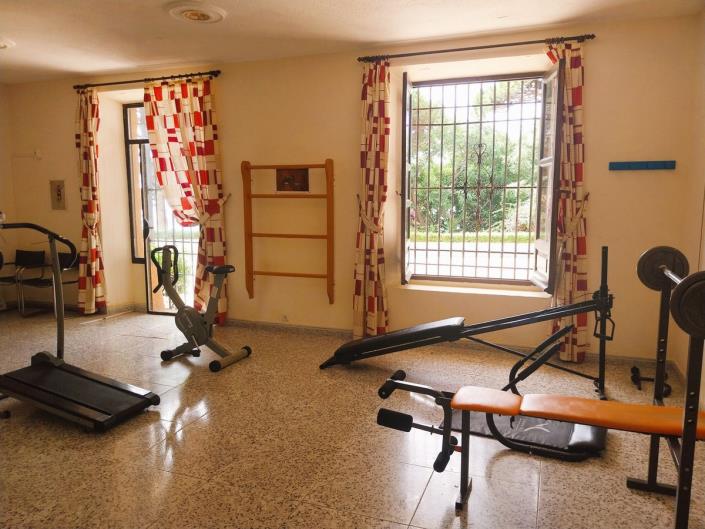 Image No.30-2 Bed Apartment for sale