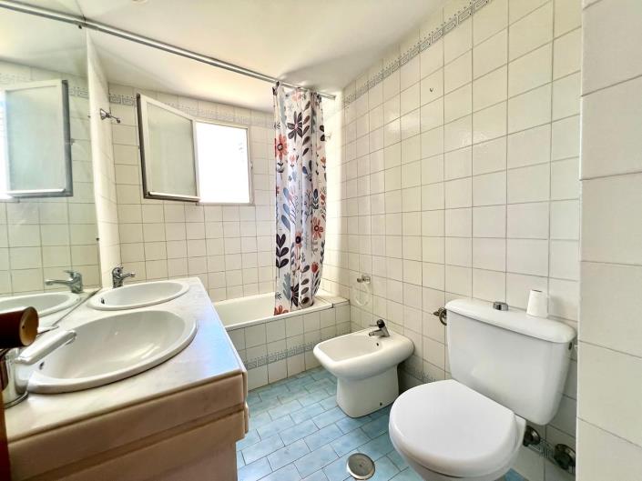 Image No.4-3 Bed Apartment for sale