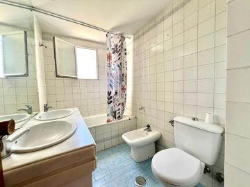 4-498bdfab4a7fcf25df40c2176acd63a0