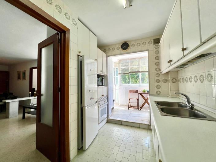 Image No.10-3 Bed Apartment for sale